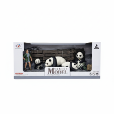 PANDA AİLESİ VE BAKICI FİGÜRÜ OYUN SETİ